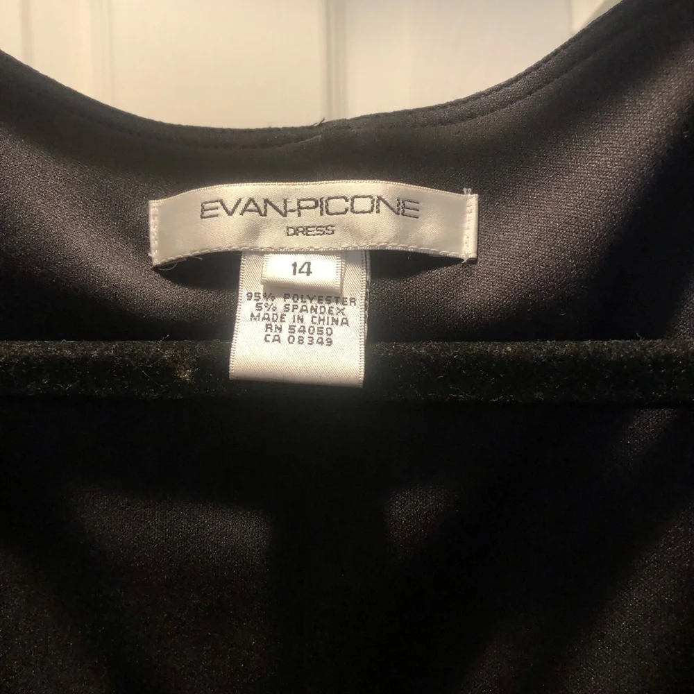 Evan Picone Sleeveless Black Dress. size 14 - Picture 3 of 4